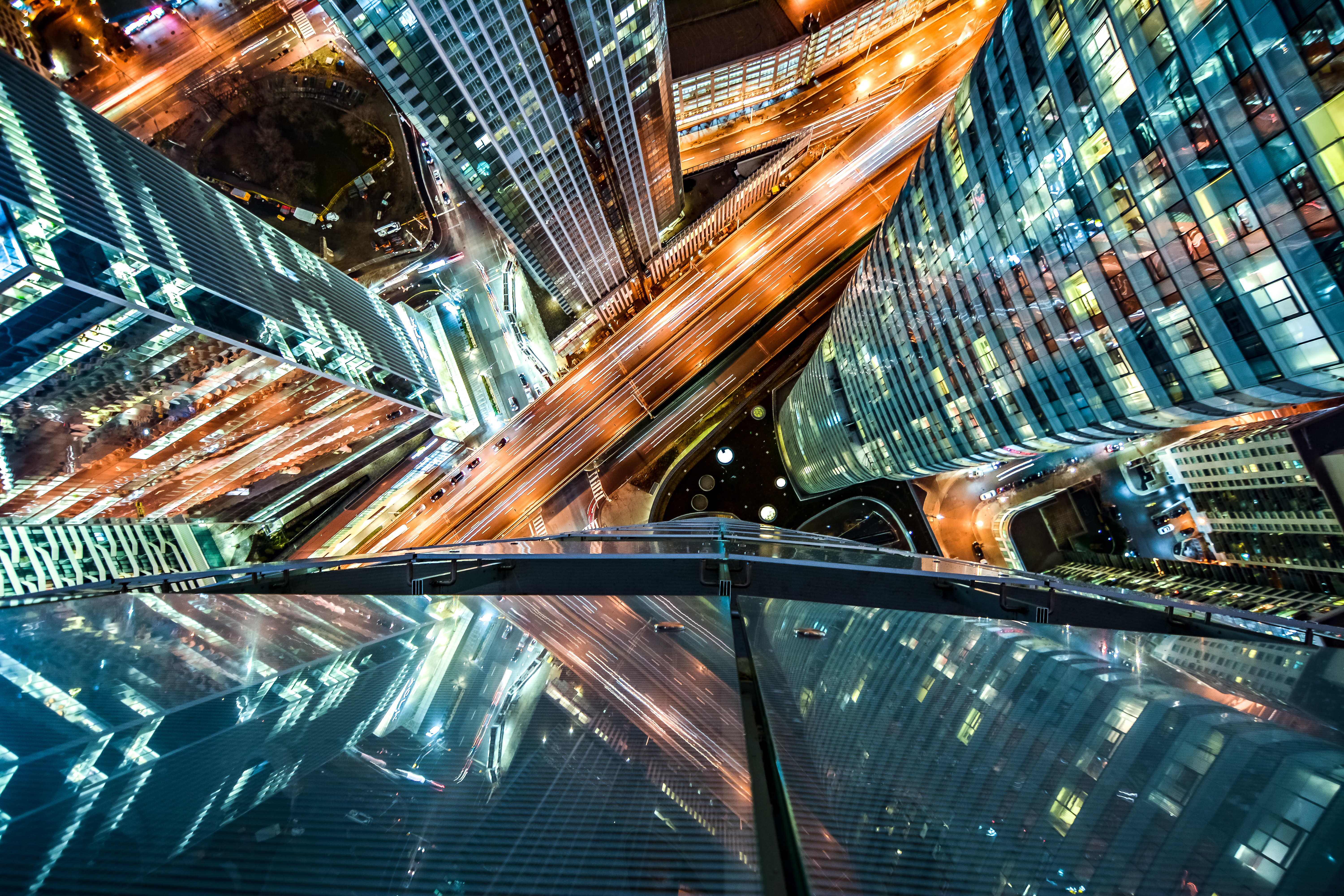 Reflective overhead shot of Toronto