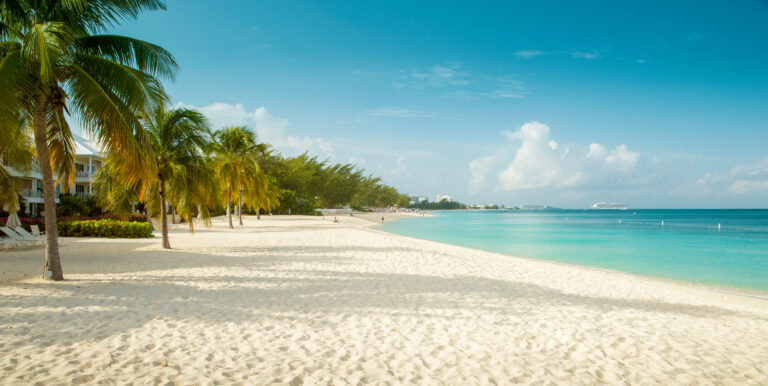 seven mile beach on grand cayman island, cayman islands