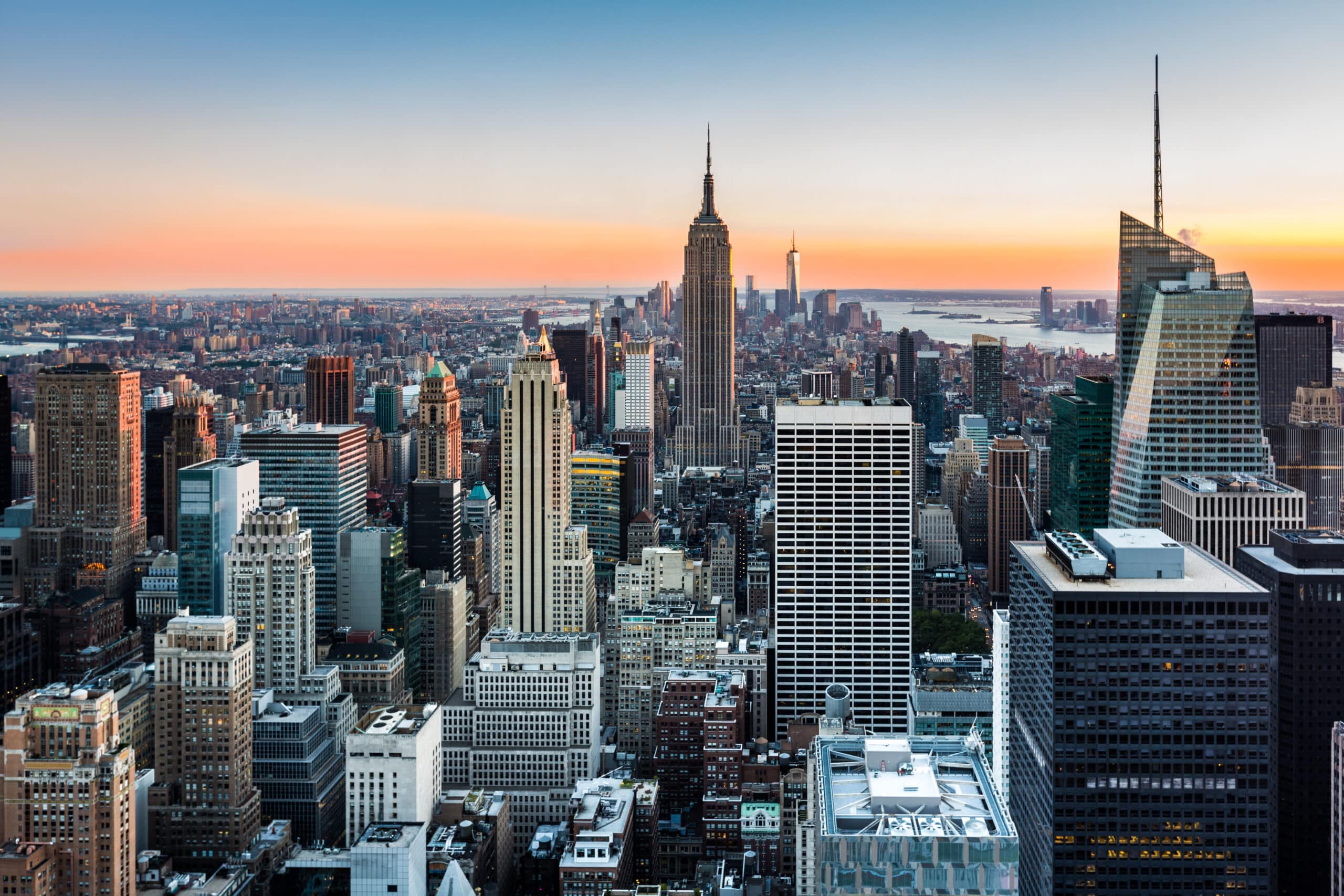 new york skyline at sunset