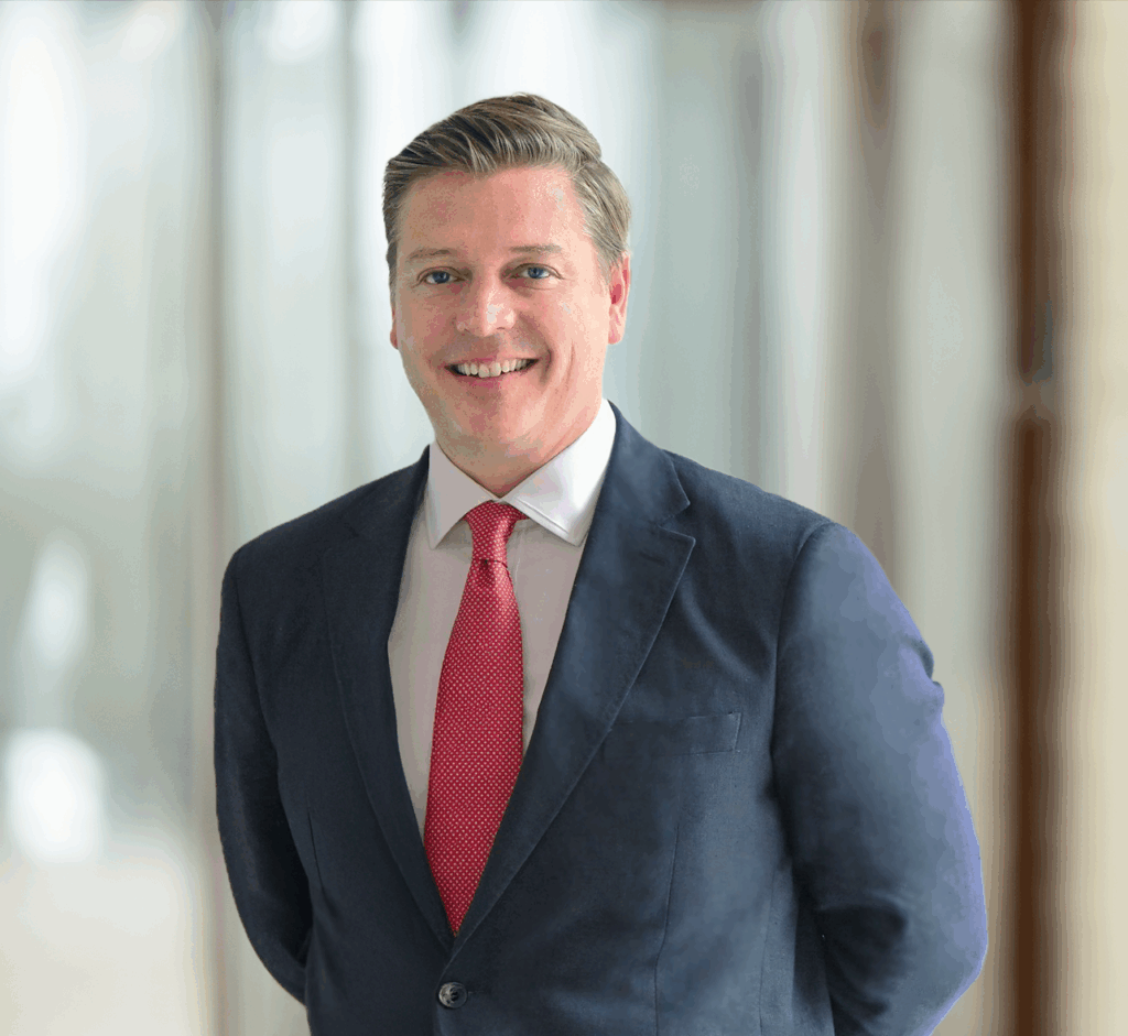 dan updated headshot 1