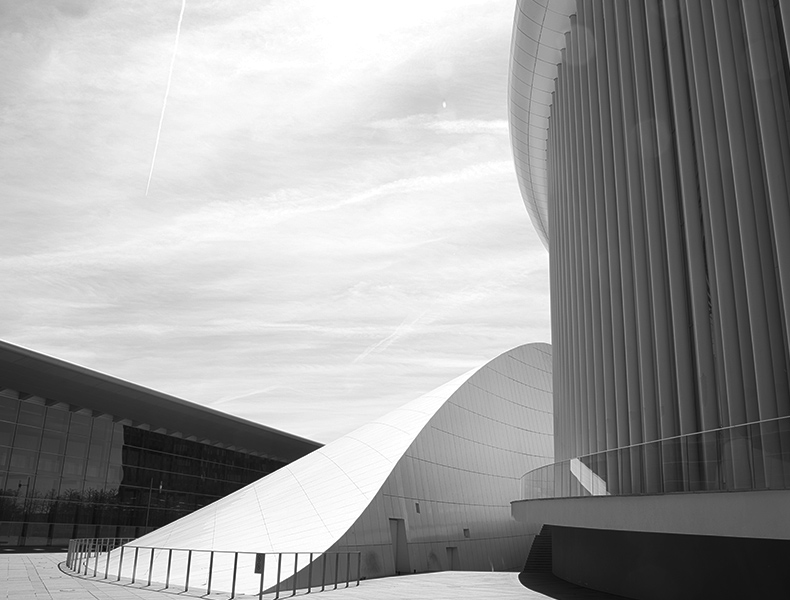 mufg luxembourg 790x600px